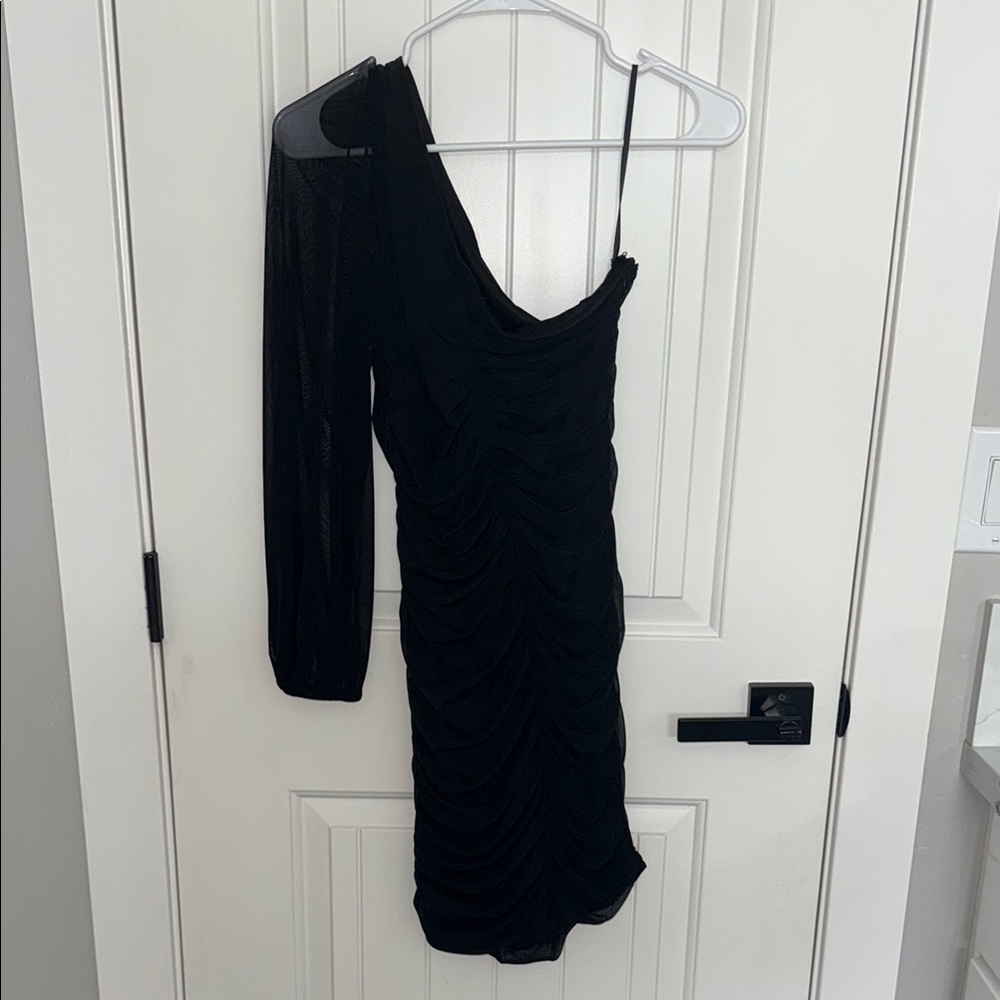 Elegant Black One-Shoulder Dress